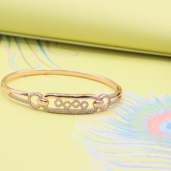 Elegant Rose Gold Bangle with Circle Accents and Crystal Detailing, XPBL0421 - Picture 4 of 11